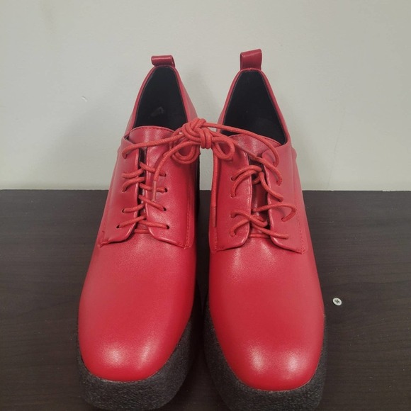 Chucky tie up red heel shoes 9.5 - Picture 2 of 7